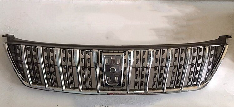 Toyota Premio 2010 Front Grill