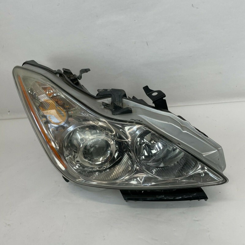 Toyota 1st 2010 LED Headlight HID No. 37000