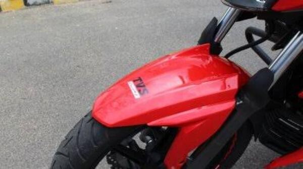 Tvs Apache 4V Front Mudguard Set
