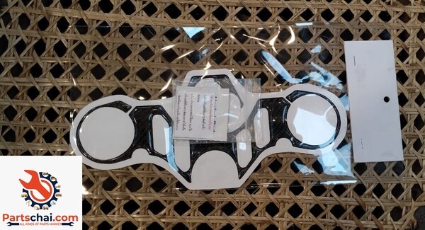 Yamaha R15 V4-R1M crown sticker