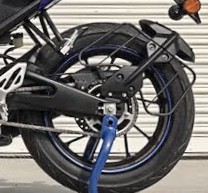 Yamaha R15 V3 Saree Guard