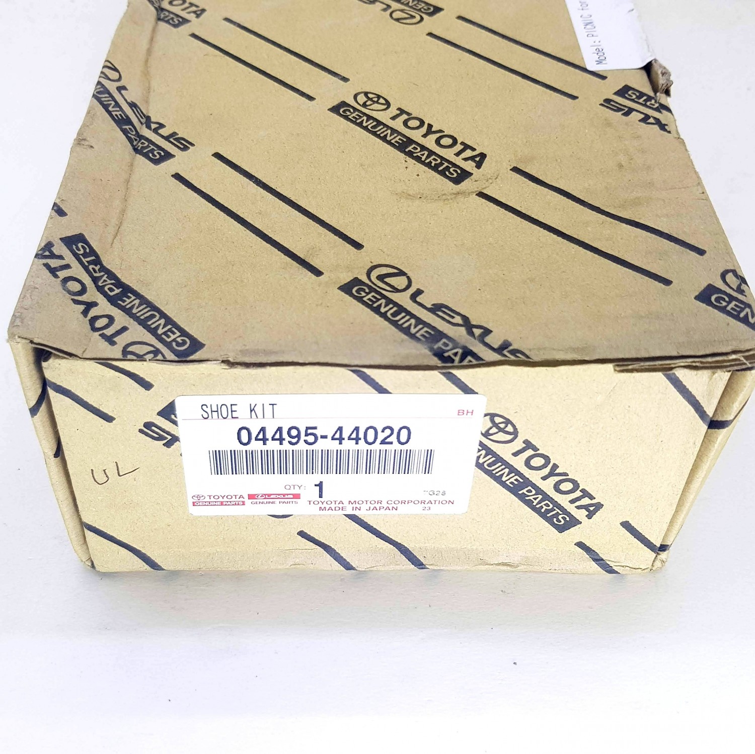 Brake Pad  Noah Genuine