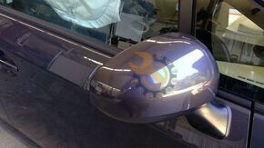 Toyota Prius looking Glass 2013-2014