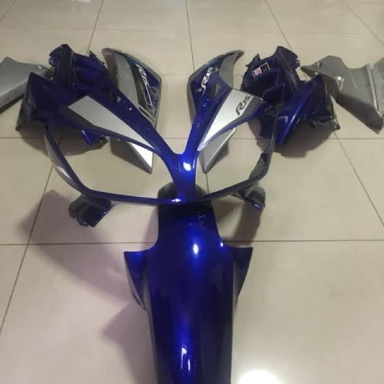 Yamaha R15 V2 Full Body kit Set