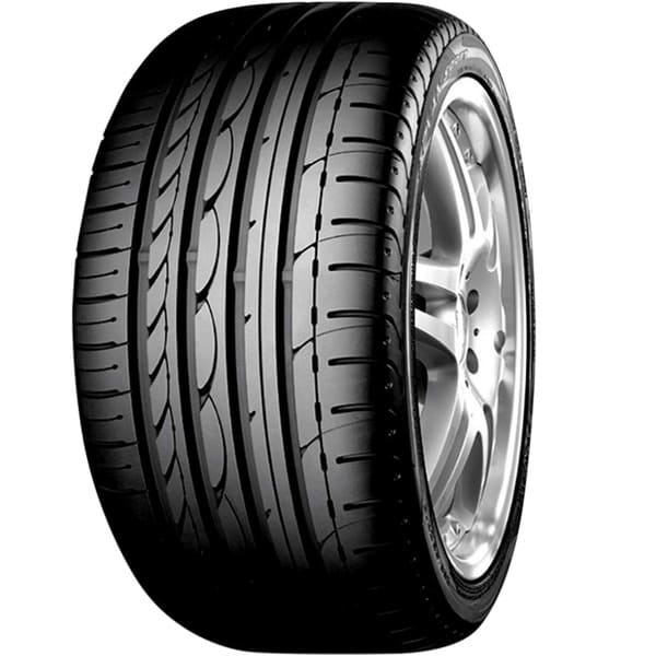 YAKOHAMA 235/55R17 99Y V103