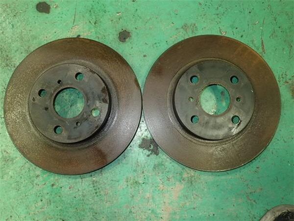 TOYOTA Aqua 2012 Front Brake Disk Rotor DAA-NHP10 4351252120