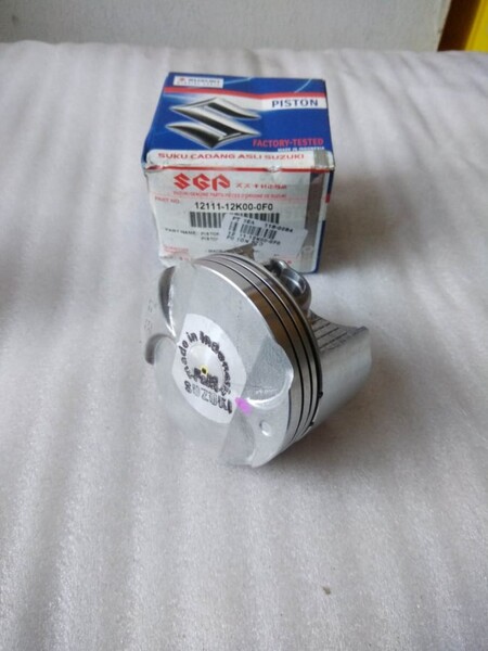 Genuine Suzuki Gsx-R spare part 12111-12K00-0F0, PISTON