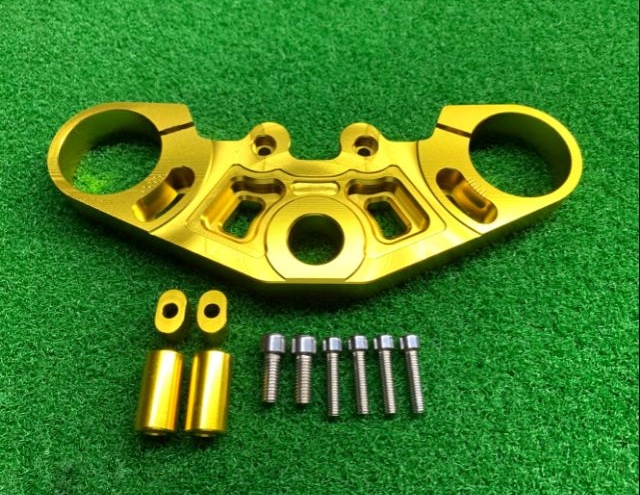 Yamaha R15 v3 Indonesia Handle Crown