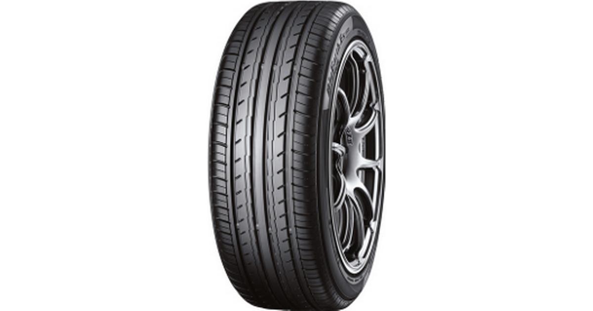 YOKOHAMA Tyre 215/45 R17 91Y TL Blue Earth ES32