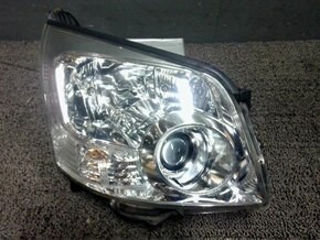 X-Noah 2011 Headlight With Valve Adapter